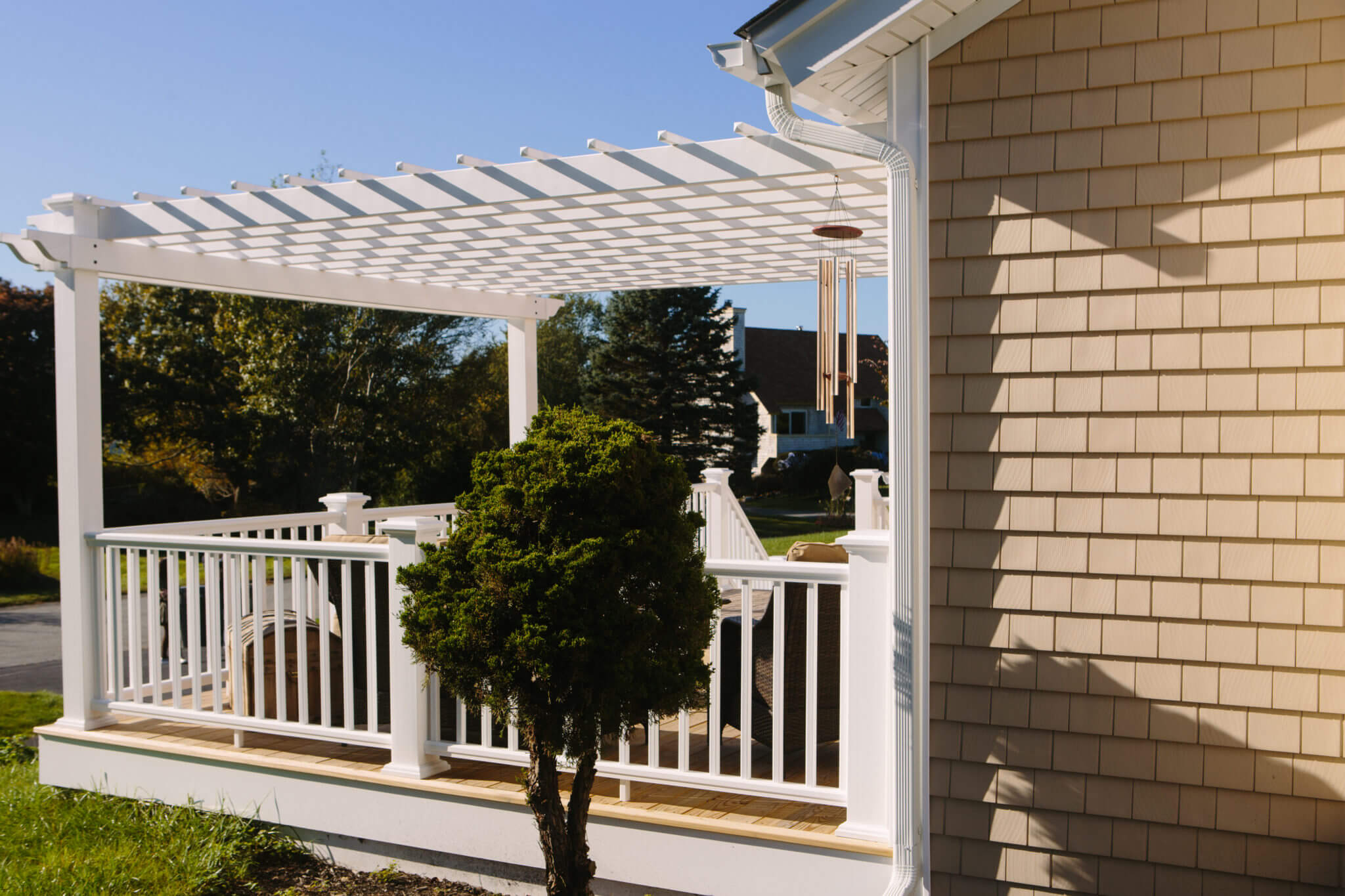 CertainTeed Cedar Impression Siding in Light Maple Installed on Middletown, RI Home