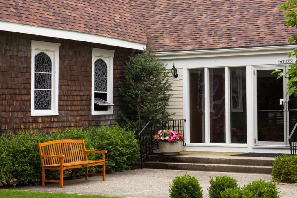 CertainTeed Landmark Roof in Burnt Sienna Installed by Marshall Building & Remodeling in Massachusetts